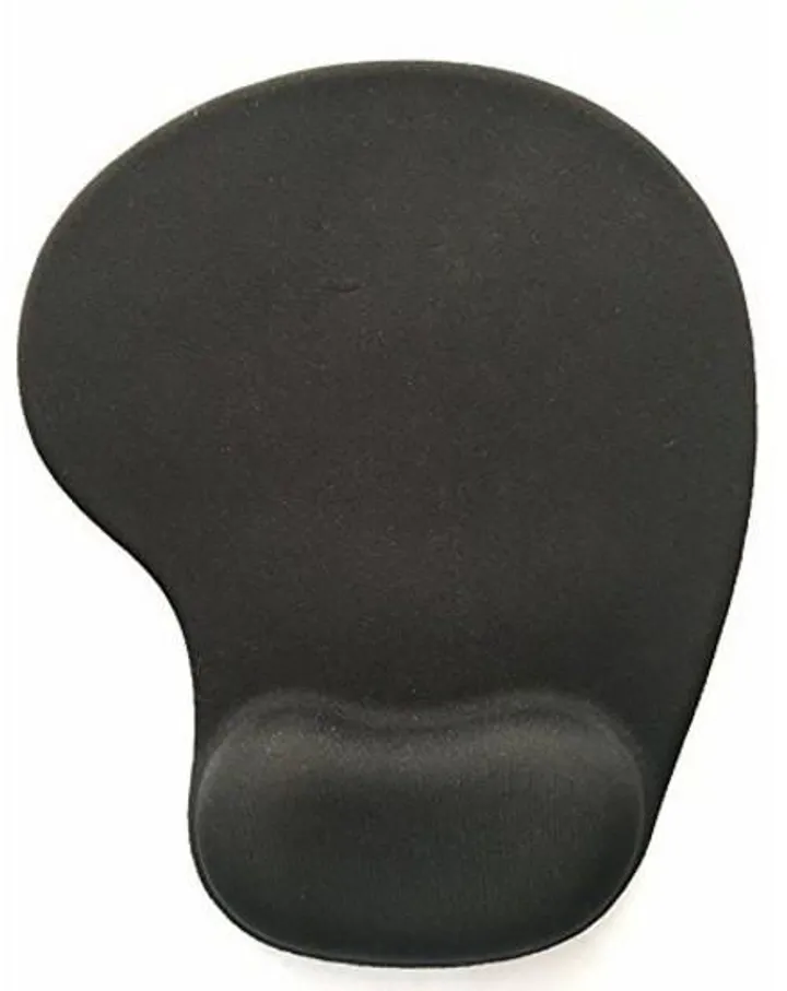 Mouse pad armrest