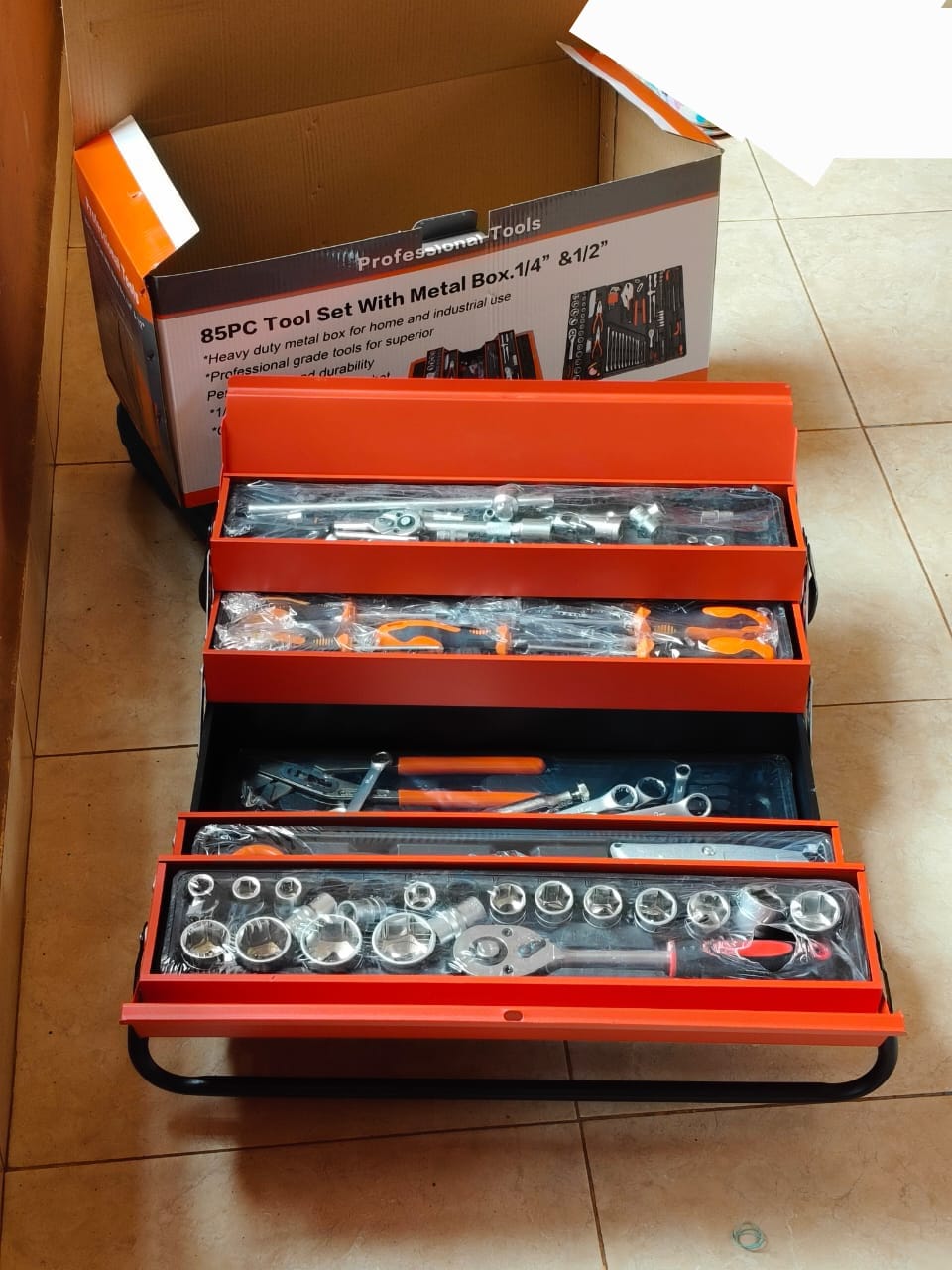 85pcs tools set Cantilever Metal Tool Box