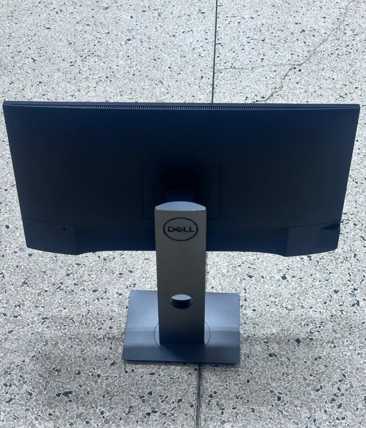 Dell 24 inch Edge to Edge - Image 2