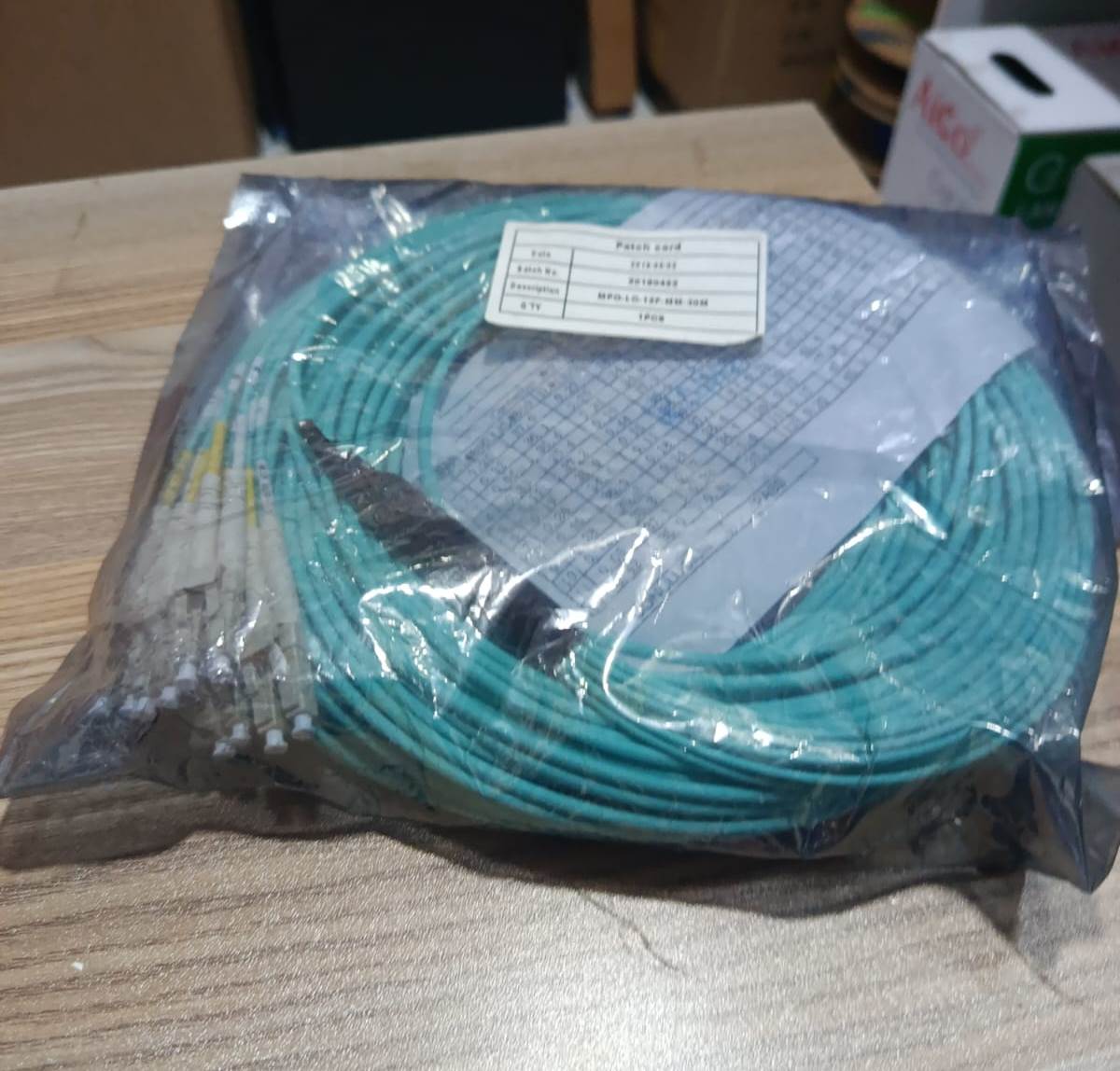 PATCH CORD MPO-LC-12F-MM-30M - Image 2