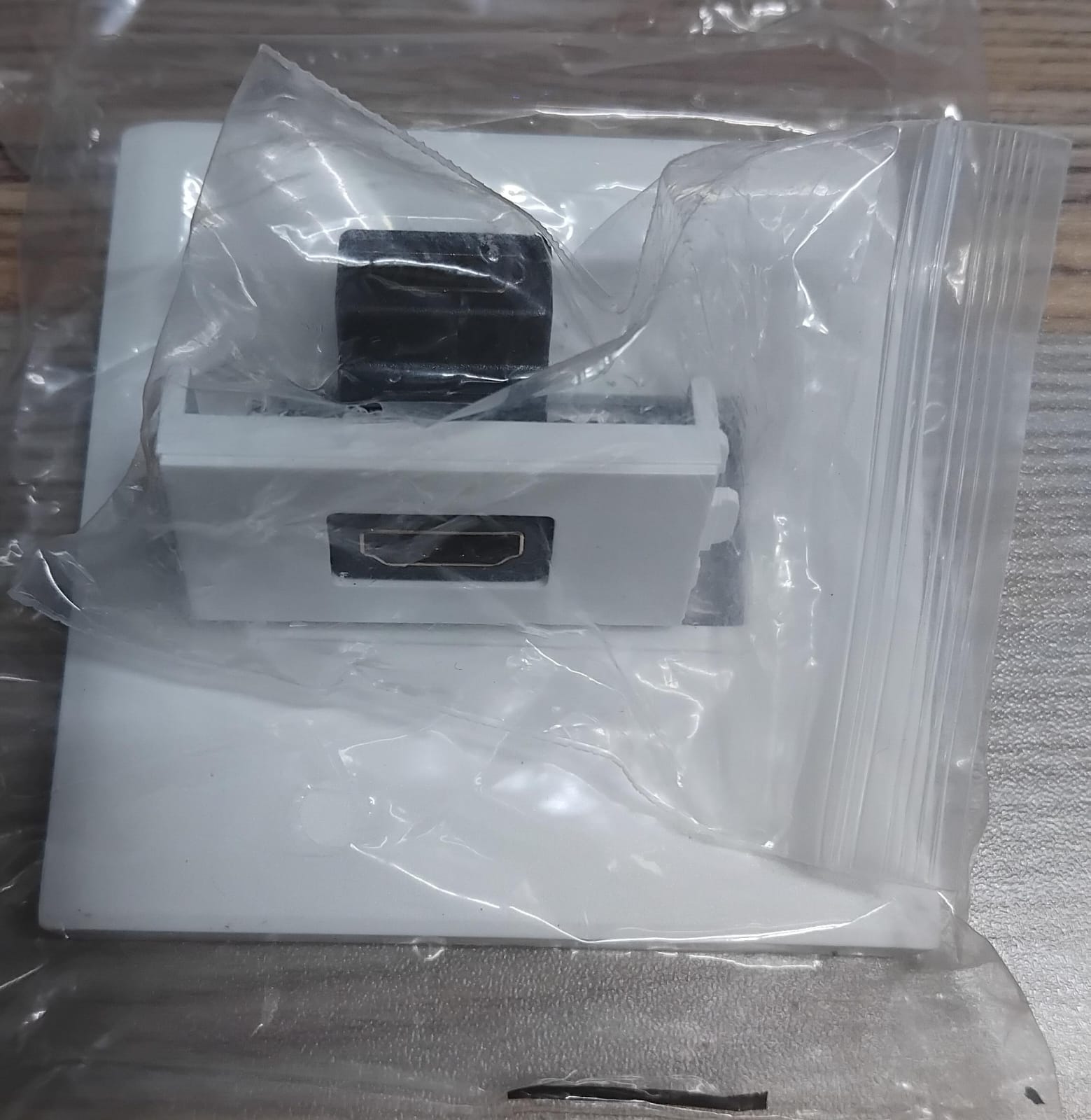 Single HDMI Face Plate with module - Image 2