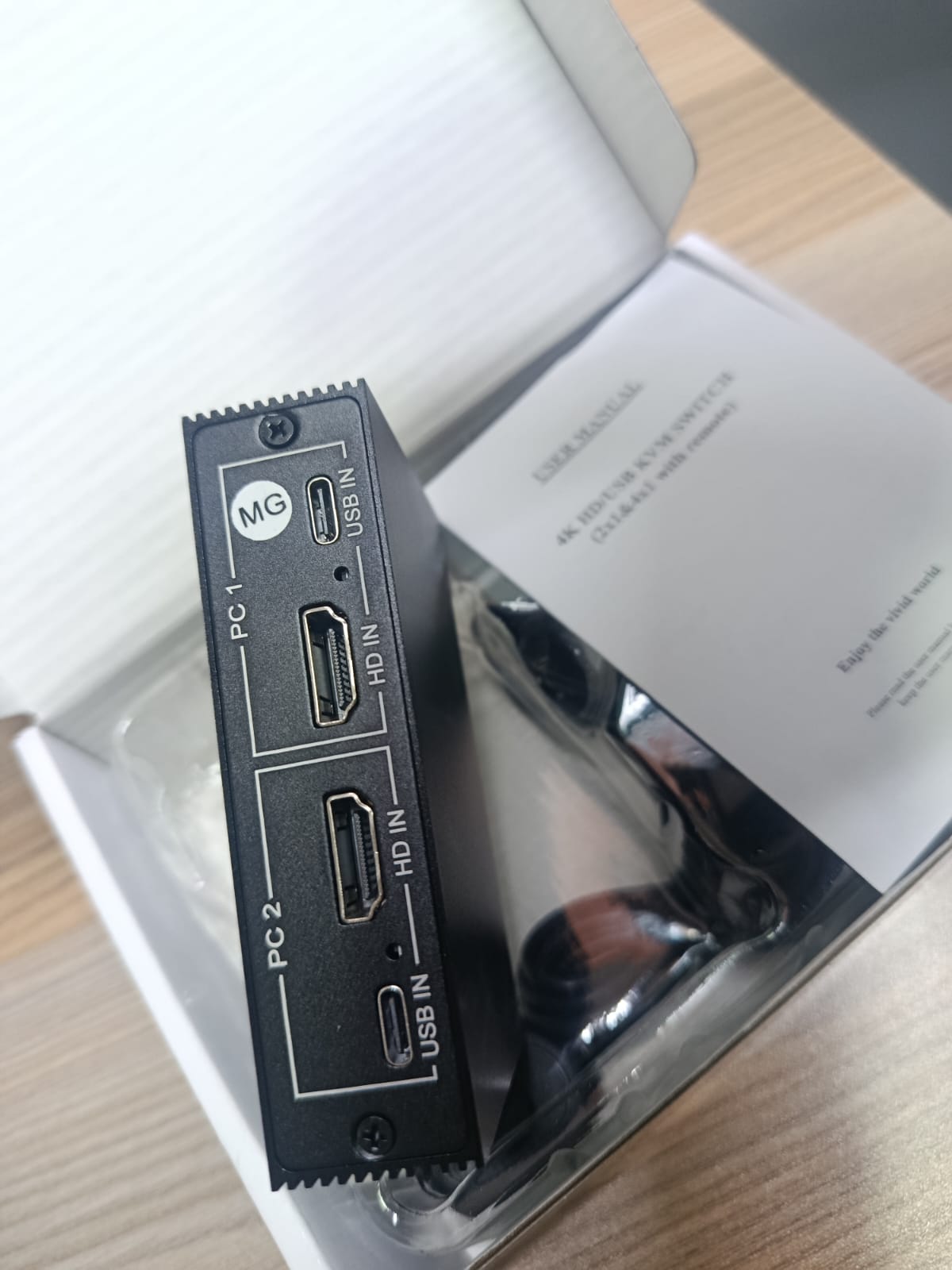 4K HDMI USB KVM Switch 2X1 with Remote New - Image 9