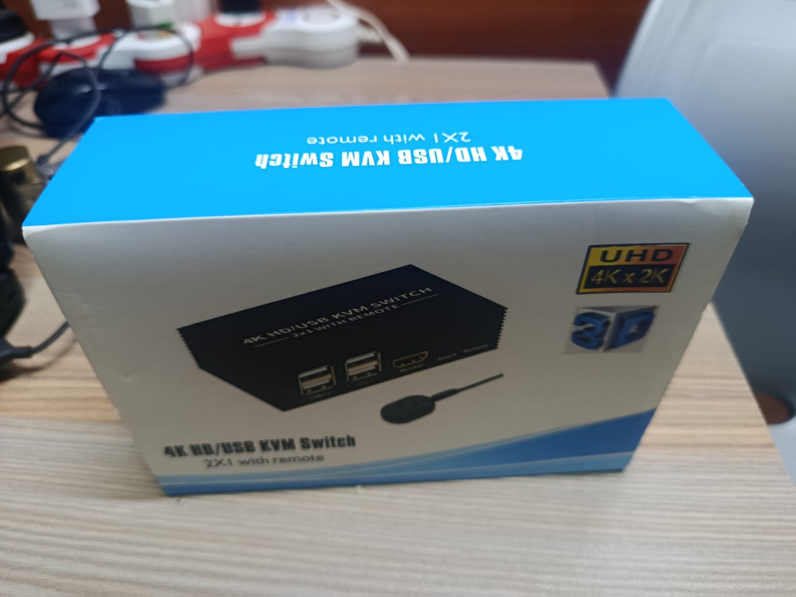 4K HDMI USB KVM Switch 2X1 with Remote New - Image 3